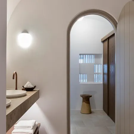 Canaves Ena - Small Luxury Of The World Oia (Santorini)