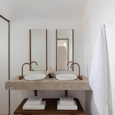 Canaves Ena - Small Luxury Of The World 5* Oia (Santorini)