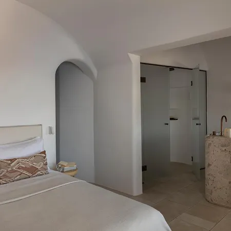 Canaves Ena - Small Luxury Of The World Oia (Santorini)
