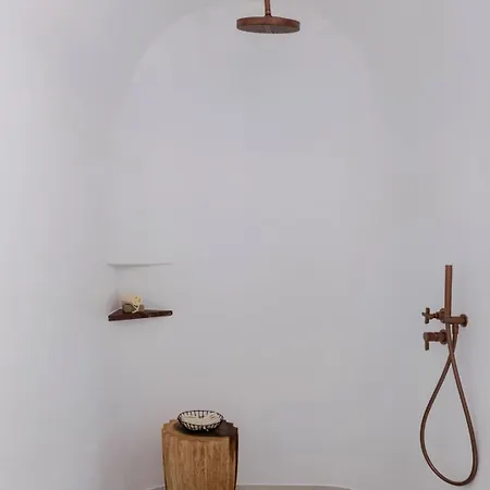 Отель Canaves Ena - Small Luxury Of The World