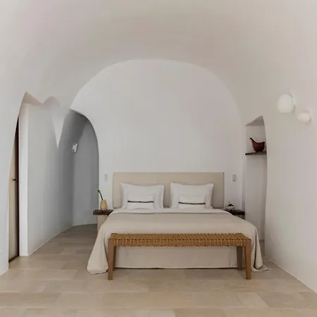 Отель Canaves Ena - Small Luxury Of The World 5*