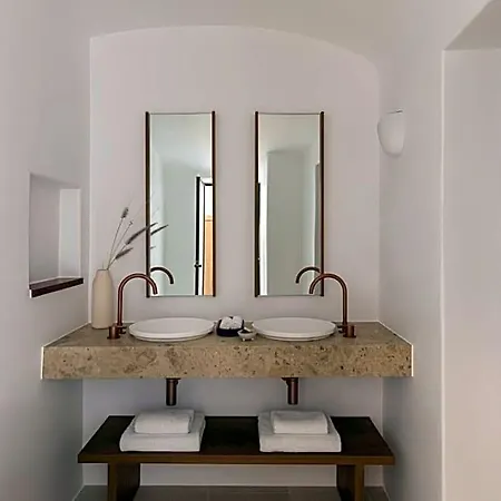 Canaves Ena - Small Luxury Of The World 5* أويا